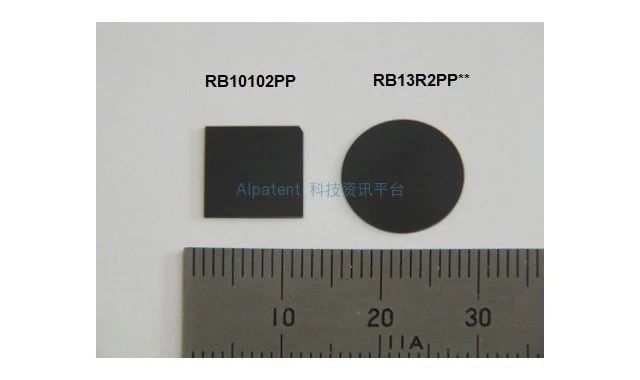 尺寸为7x7mm以上的高浓度硼掺杂·低阻大型自支撑衬底